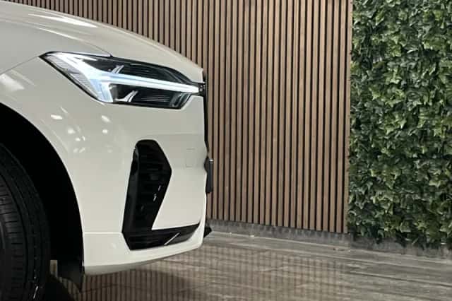 Volvo XC60 (2022) thumbnail 39