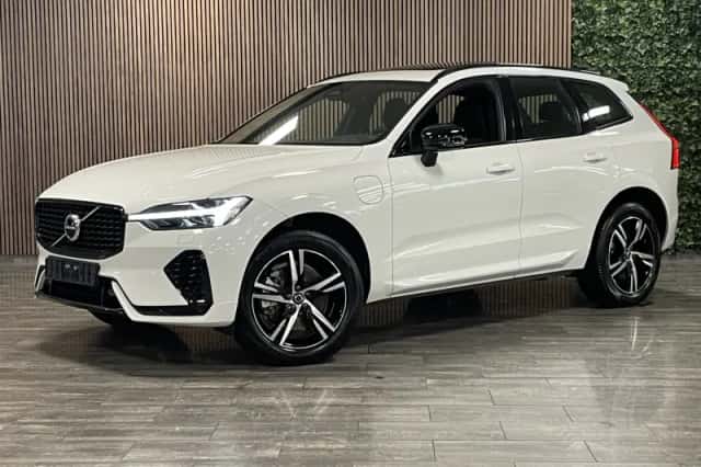 Volvo XC60 (2022) thumbnail 1