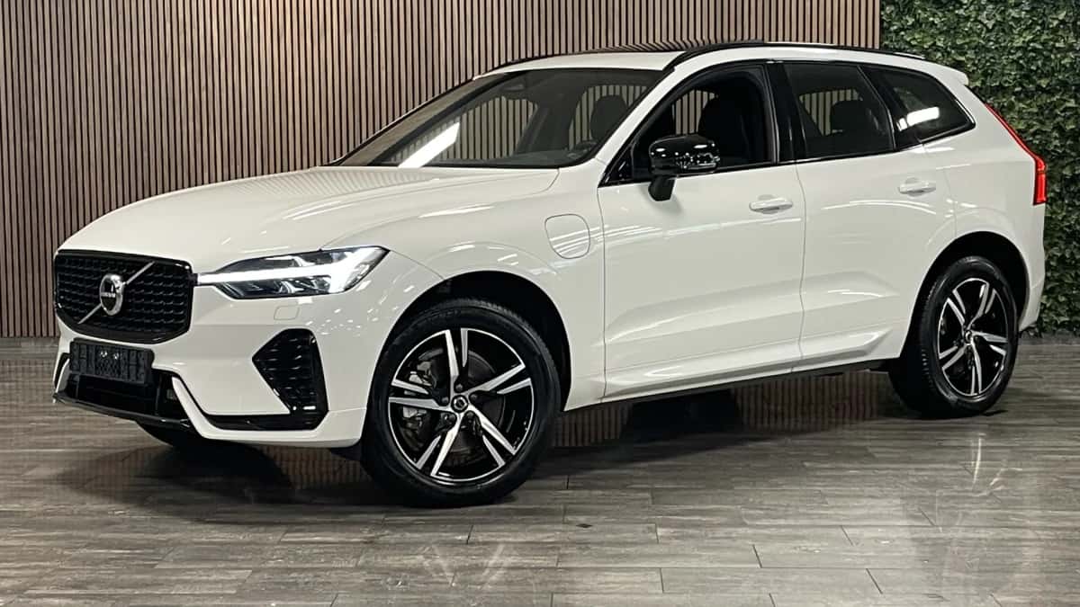 Volvo XC60 (2022) — foto 1