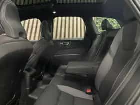 Volvo XC60 (2022) thumbnail 11