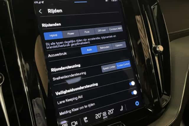 Volvo XC60 (2022) thumbnail 20