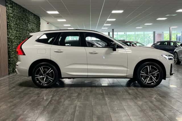 Volvo XC60 (2022) thumbnail 6