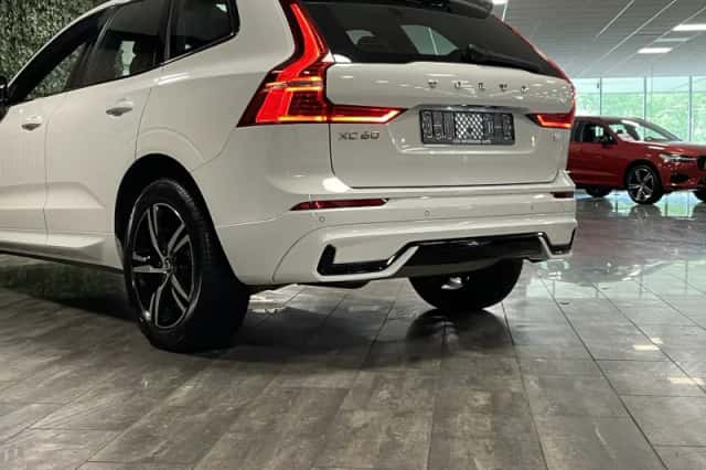 Volvo XC60 (2022) thumbnail 7