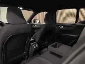 Volvo EX40 (2025) thumbnail 12