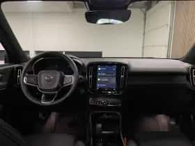 Volvo EX40 (2025) thumbnail 14