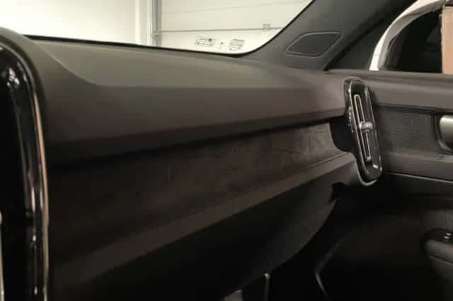 Volvo EX40 (2025) thumbnail 29