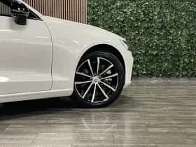 Volvo V60 (2025) thumbnail 4