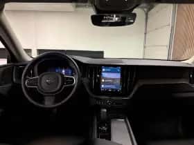 Volvo XC60 (2024) thumbnail 16