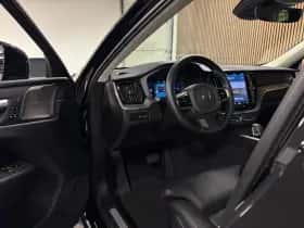Volvo XC60 (2024) thumbnail 17