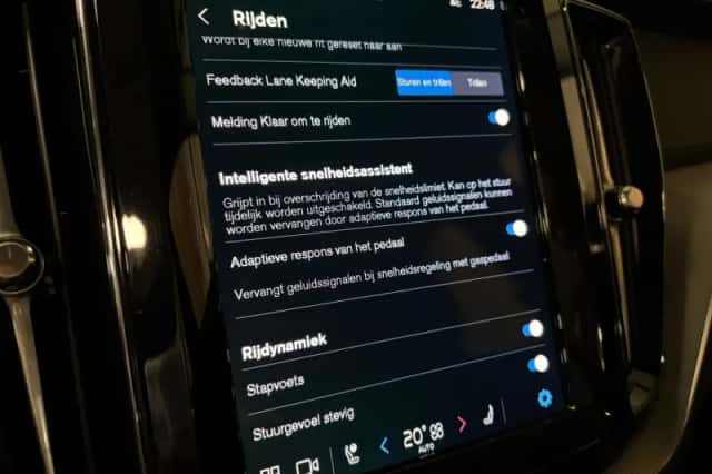 Volvo XC60 (2024) thumbnail 29