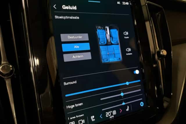 Volvo XC60 (2024) thumbnail 30