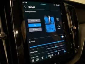 Volvo XC60 (2024) thumbnail 30