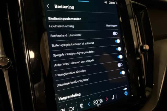 Volvo XC60 (2024) thumbnail 31