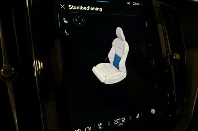 Volvo XC60 (2024) thumbnail 34