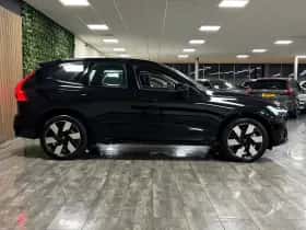 Volvo XC60 (2024) thumbnail 8