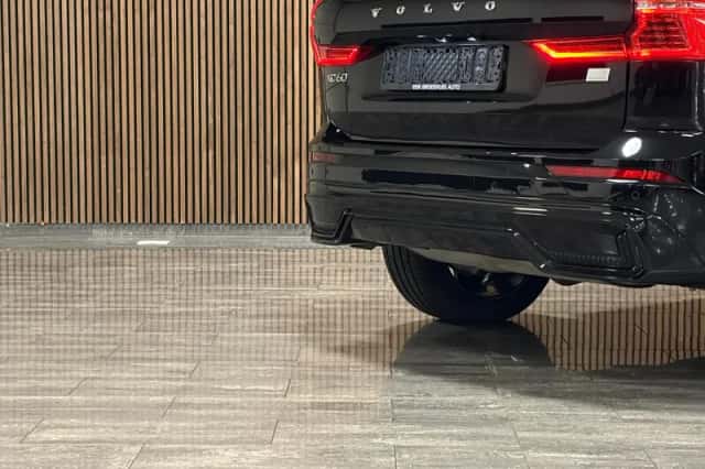 Volvo XC60 (2024) thumbnail 10