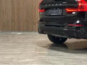 Volvo XC60 (2024) thumbnail 10