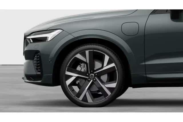 Volvo XC60 (2025) thumbnail 9