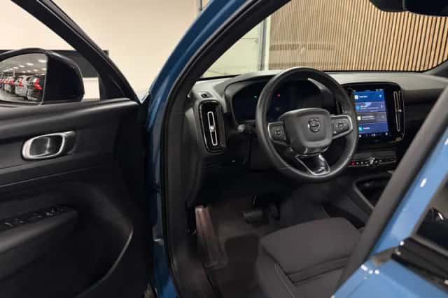 Volvo C40 (2024) thumbnail 17