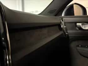 Volvo C40 (2024) thumbnail 33
