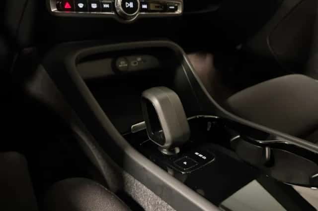 Volvo C40 (2024) thumbnail 37