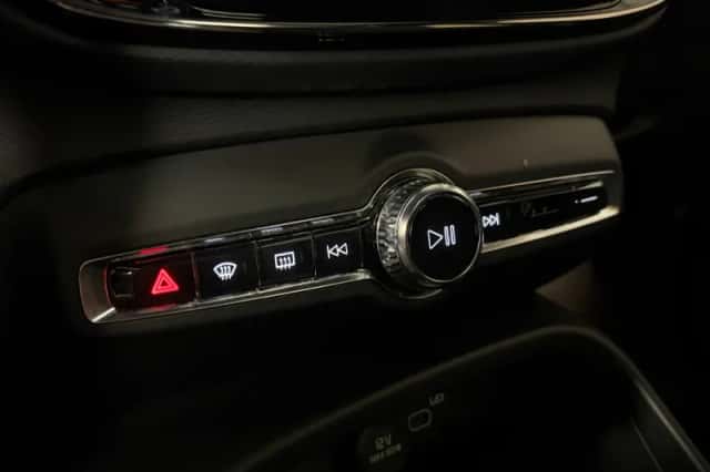 Volvo C40 (2024) thumbnail 38
