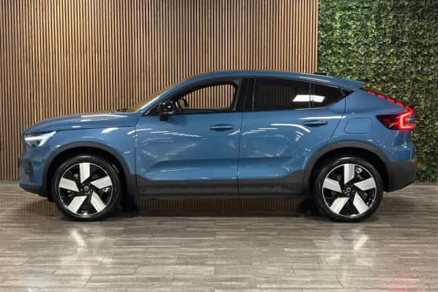 Volvo C40 (2024) thumbnail 5