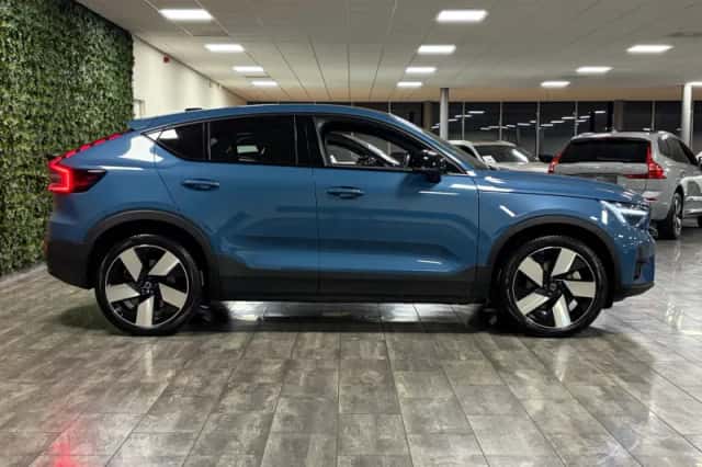 Volvo C40 (2024) thumbnail 8