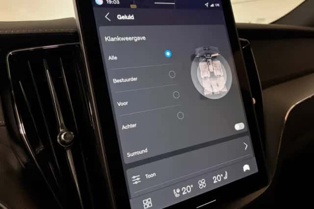 Volvo XC60 (2025) thumbnail 33