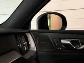 Volvo XC60 (2025) thumbnail 42