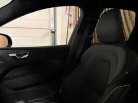 Volvo XC60 (2025) thumbnail 43