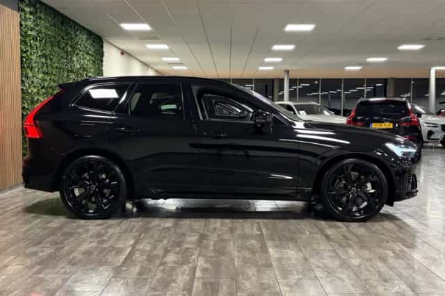 Volvo XC60 (2025) thumbnail 8