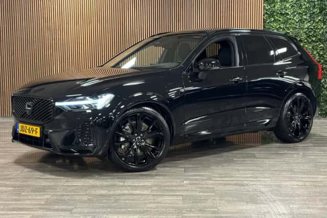 Volvo XC60 (2025) thumbnail 1