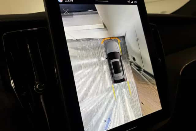 Volvo XC60 (2025) thumbnail 29