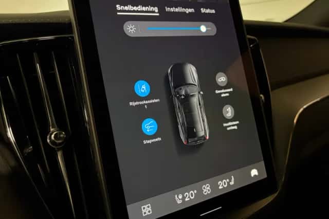 Volvo XC60 (2025) thumbnail 30