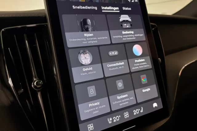 Volvo XC60 (2025) thumbnail 32