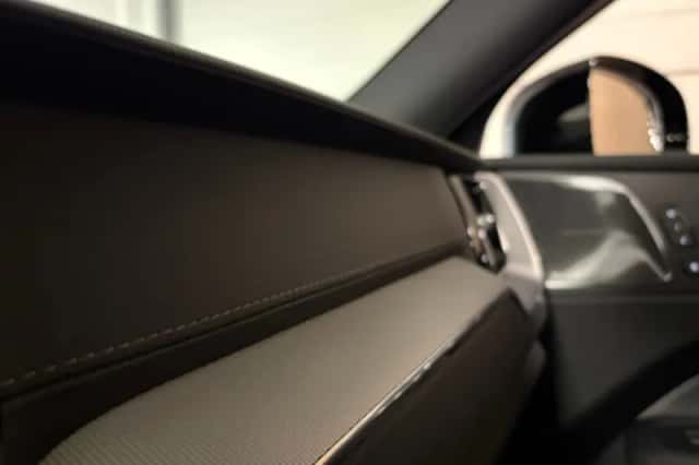 Volvo XC60 (2025) thumbnail 39