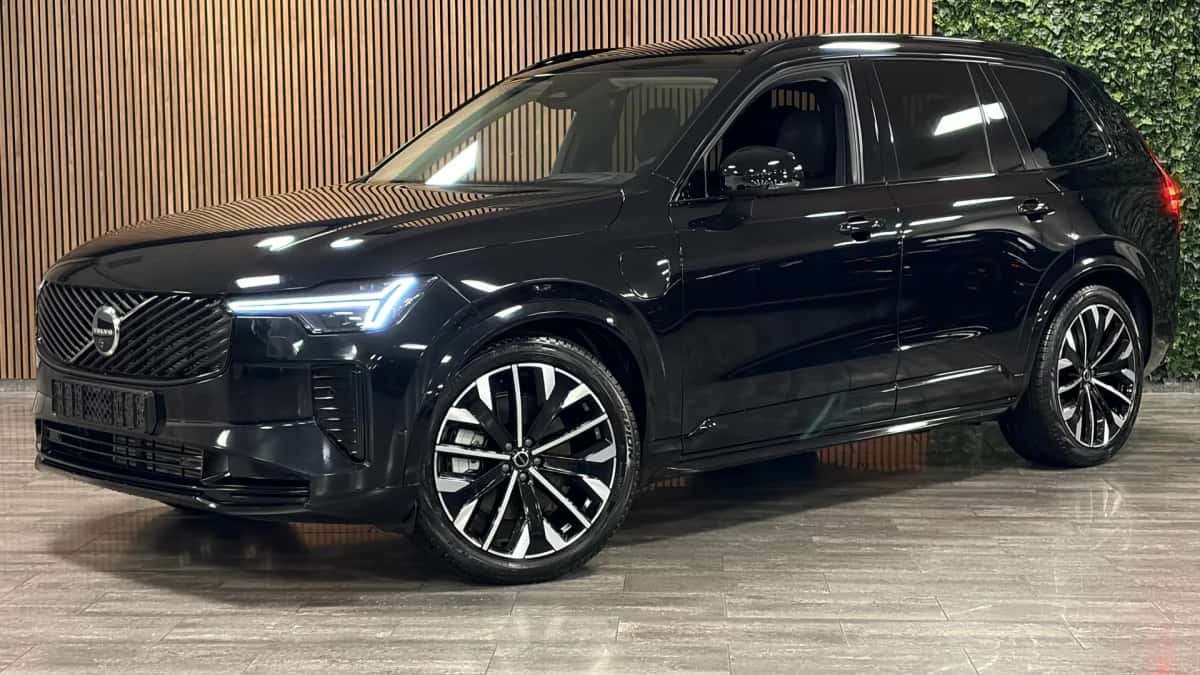 Volvo XC90 (2025) — foto 1