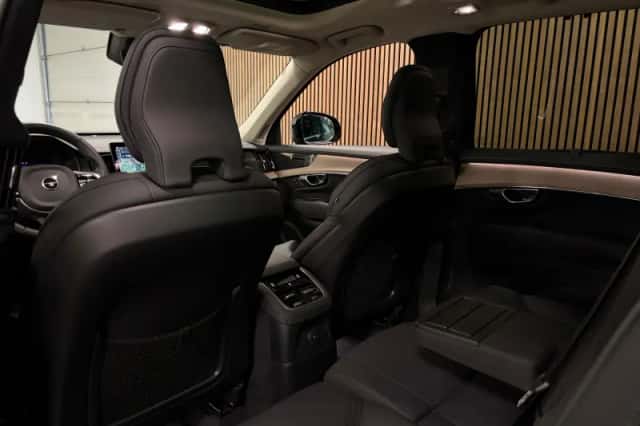 Volvo XC90 (2025) thumbnail 15