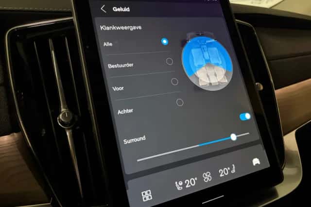 Volvo XC90 (2025) thumbnail 36