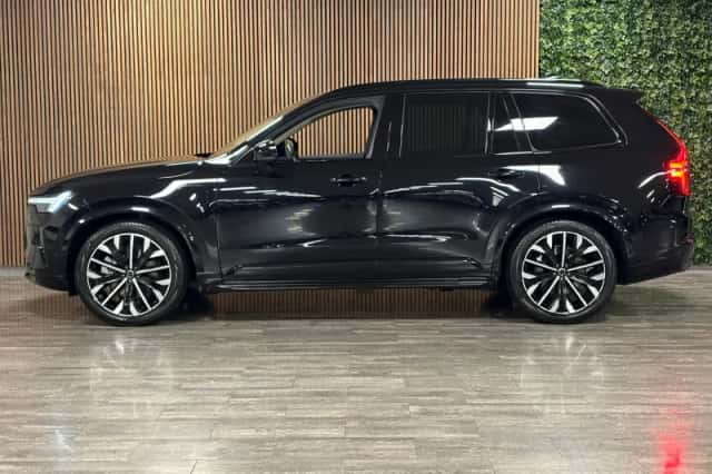 Volvo XC90 (2025) thumbnail 5