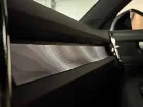 Volvo EX40 (2024) thumbnail 33