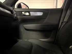 Volvo EX40 (2024) thumbnail 37