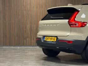 Volvo EX40 (2024) thumbnail 9