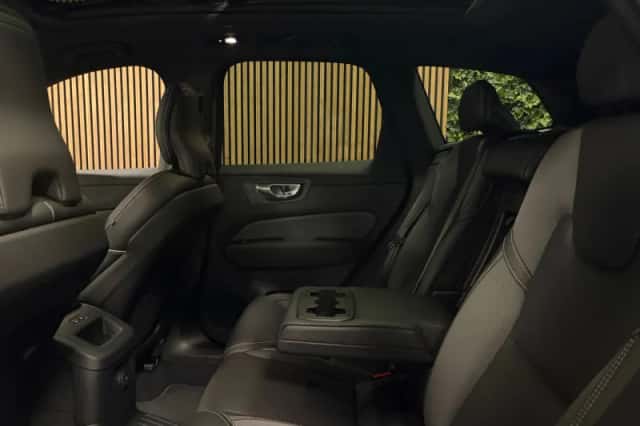 Volvo XC60 (2025) thumbnail 15