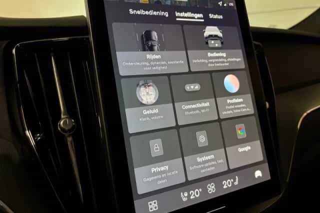 Volvo XC60 (2025) thumbnail 32