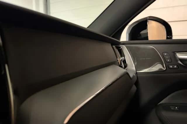 Volvo XC60 (2025) thumbnail 41