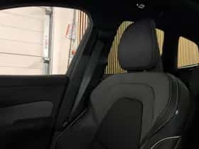 Volvo XC60 (2025) thumbnail 44