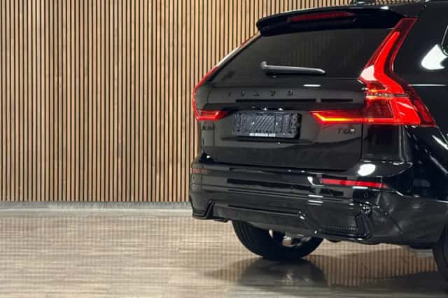 Volvo XC60 (2025) thumbnail 10
