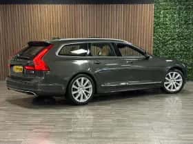 Volvo V90 (2020) thumbnail 3